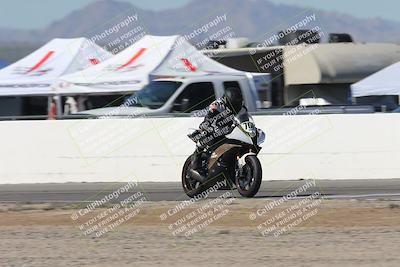 media/Oct-05-2025-CVMA (Sun) [[beeef4f201]]/Race 2-Supersport Middleweight/